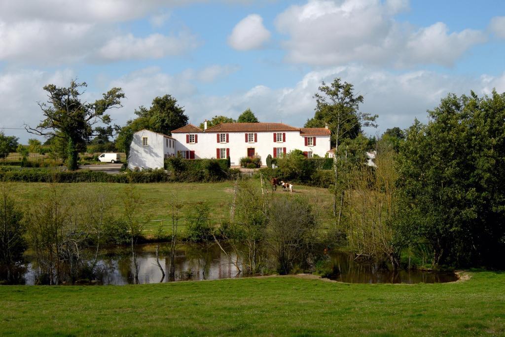 Hotel Le Logis De La Lande La Boissière-des-Landes Esterno foto